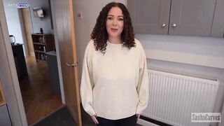 SashaCurves - Irresistible_P1